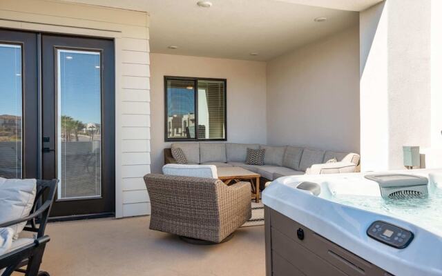 Desert Azul by RedAwning