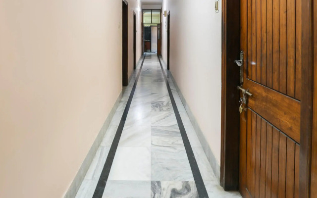 OYO 70029 Super Star Lodge