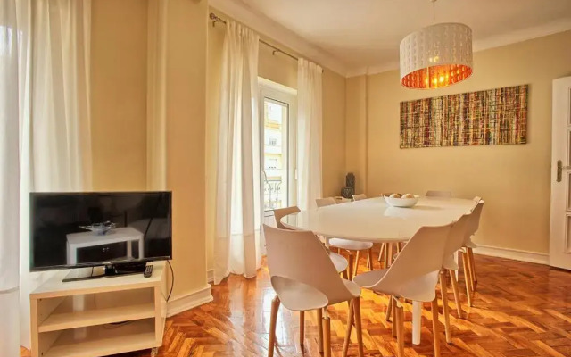 Almirante 3-Four Bedrooms