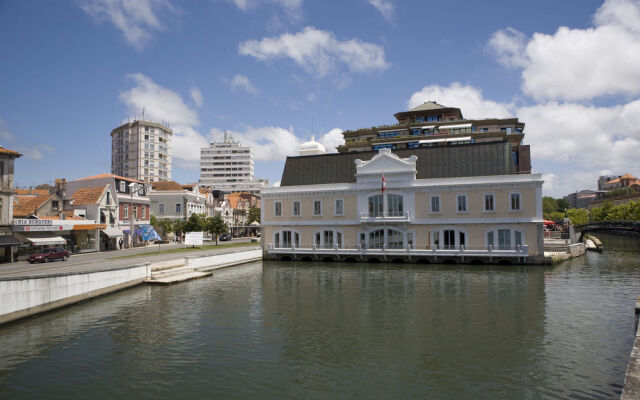 Aveiro Center Hotel