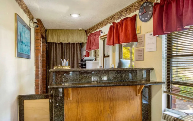 Super 8 By Wyndham Vancouver East