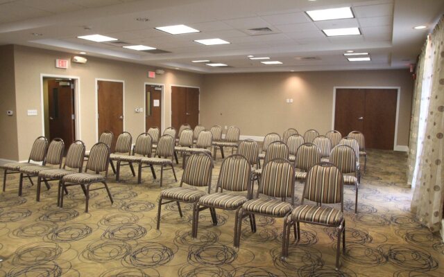 Holiday Inn Express Pembroke by IHG