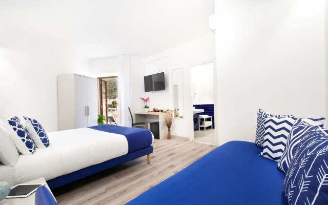 Sirocco Suites