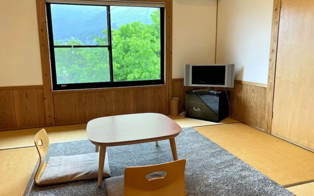 Yufuin Flora House