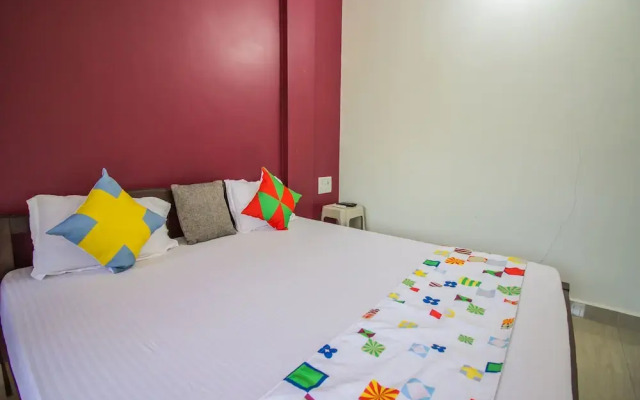 OYO 13203 Home Bright Studio Near Morjim Beach