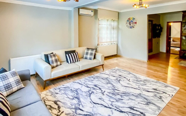 Peaceful Home With Private Pool and BBQ in Sapanca