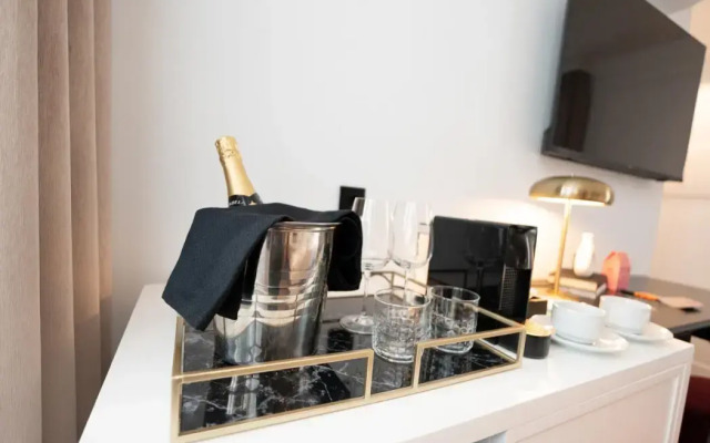 L&H CALLAO SELECTION (Adults only)