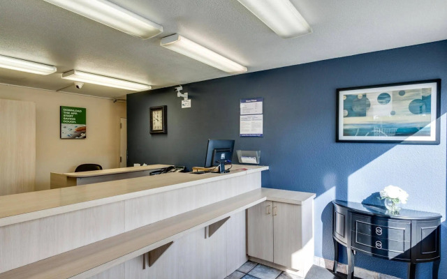 Motel 6 Spokane, WA - West