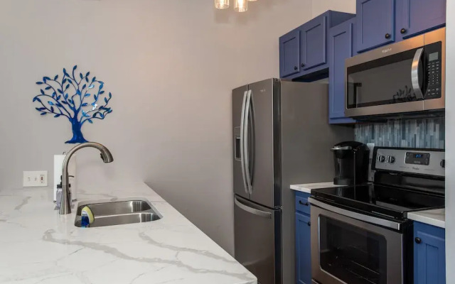 Heart of Mainstrasse Apt 1