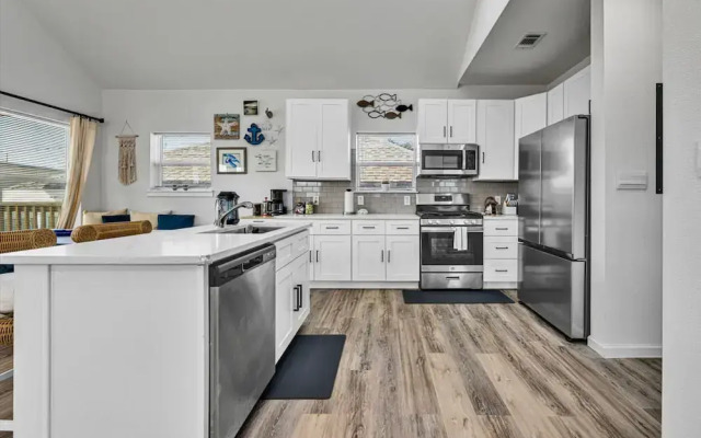 Newly Remodeled Home Minutes From Cruise Terminal
