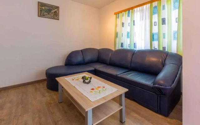 Apartments in Jadranovo 39053