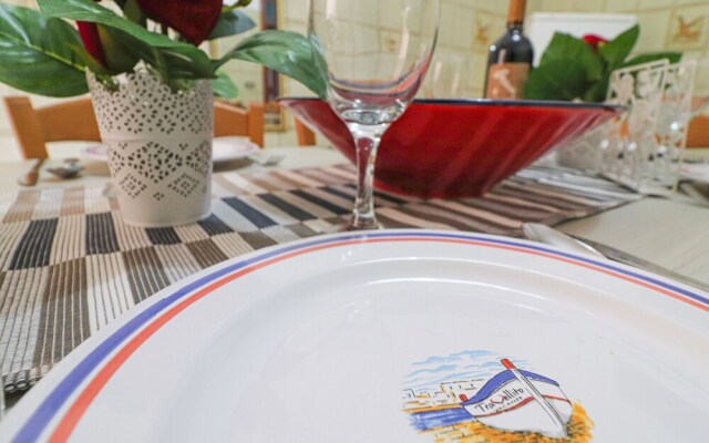 Isabel's House in Otranto 10 Seats