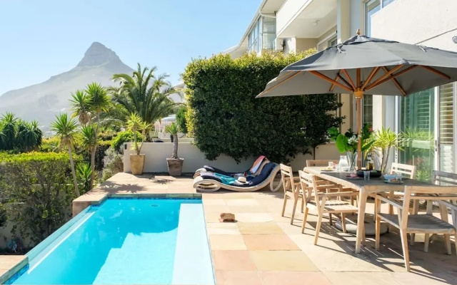 Secure Holiday Apartment w Private Pool Calico