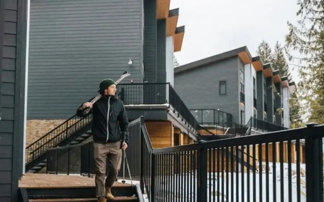 Basecamp Resorts Revelstoke