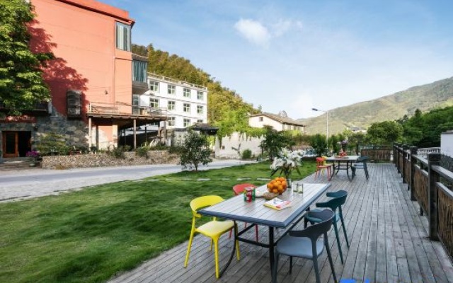Floral Hotel Hongfangzi – Outside – Huzhou