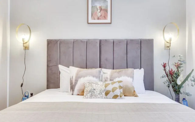 The Lexham Gardens Escape - Central 2BDR with Balcony