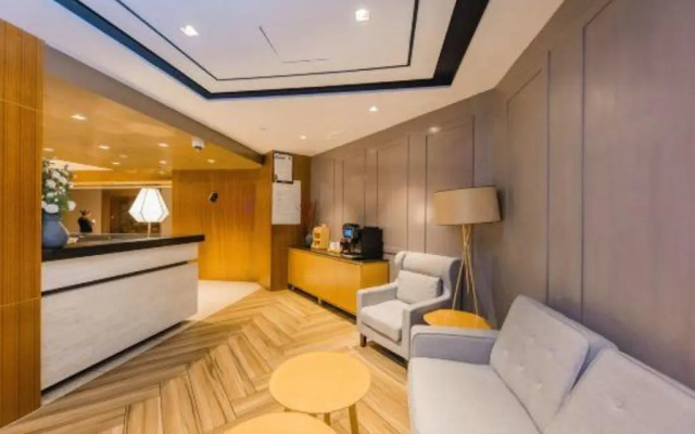 Yitel Premium (Shanghai Wujiaochang Metro Station)