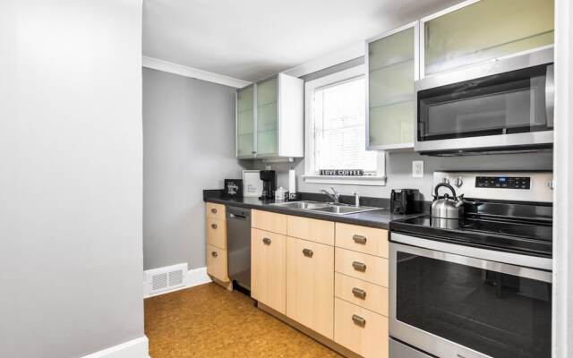 Charming LaVista bungalow