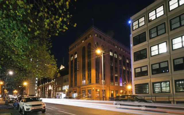 Student Only Bath Street