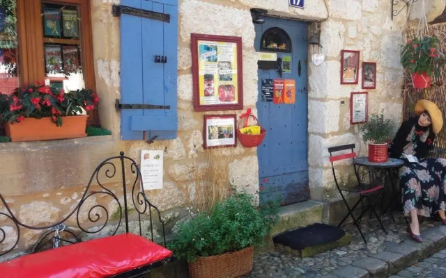 Le Colombier De Cyrano Et Roxane