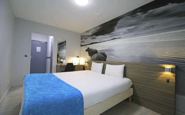 Brit Hotel Le Polder