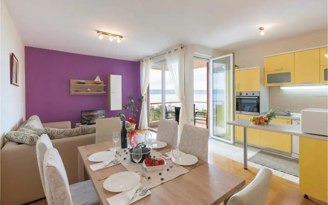 Apartment Podstrana with Sea View 366