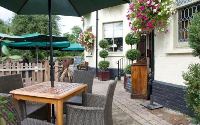 The Wheatsheaf Hotel by Good Night Inns