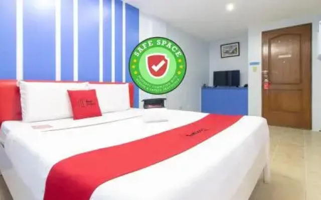 OYO 128 d'Builders Rooms Phase 2
