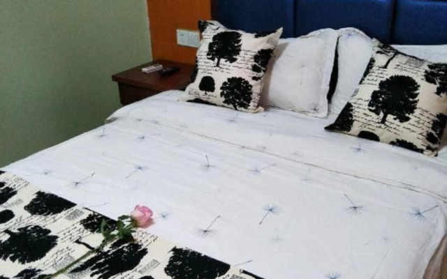 Yuebin Chain Hotel (Songjiang University Town)