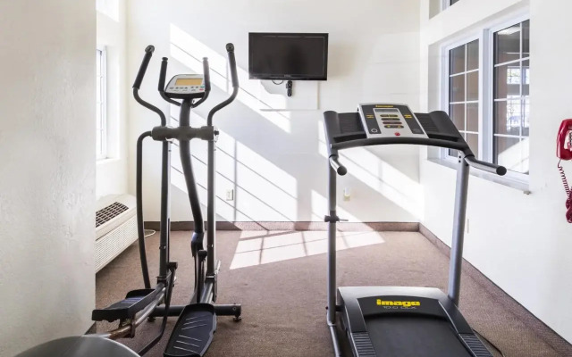 Motel 6 Huron, OH - Sandusky