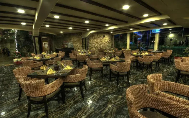 Africana Hotel Borg El Arab