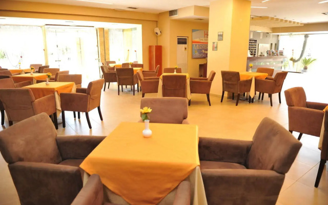 Hotel Heleni Beach