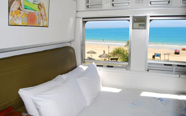 Santos Express Train Lodge - Hostel