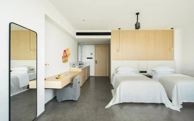 Miyue Santorini Seaview Resort Hotel