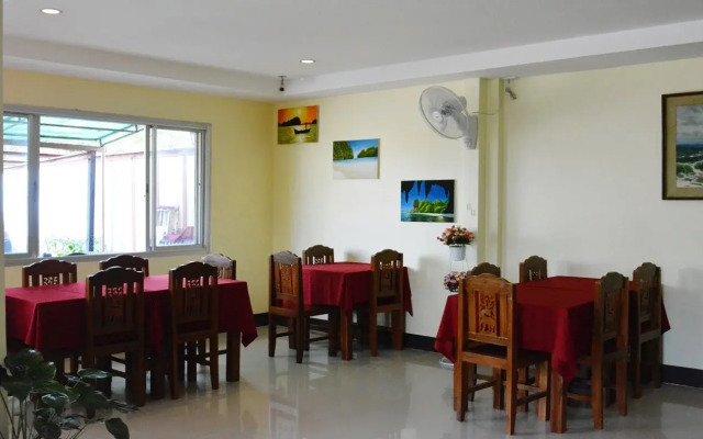 J Boutique Aonang