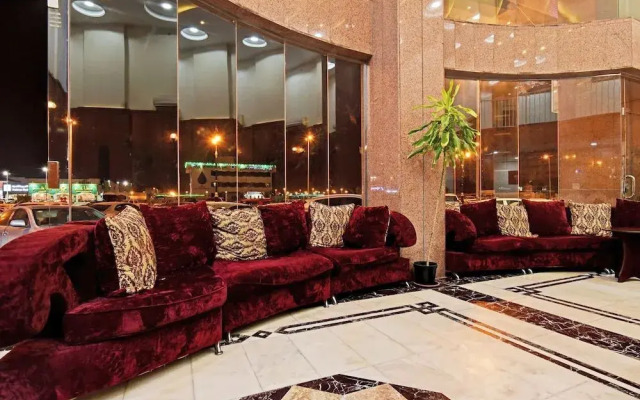 OYO 367 Season Hotel