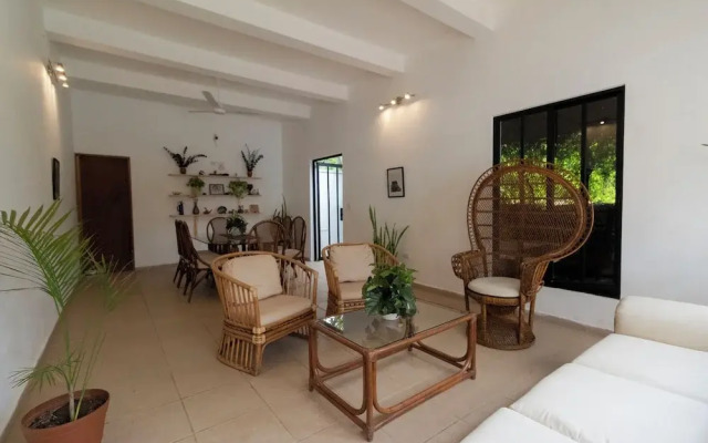 Casa Itza