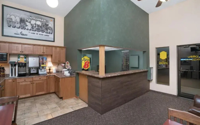 Super 8 Willmar