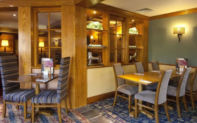 Premier Inn Christchurch / Highcliffe