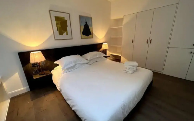 Design led 1 Bedroom Flat in Buzzing Queens Park