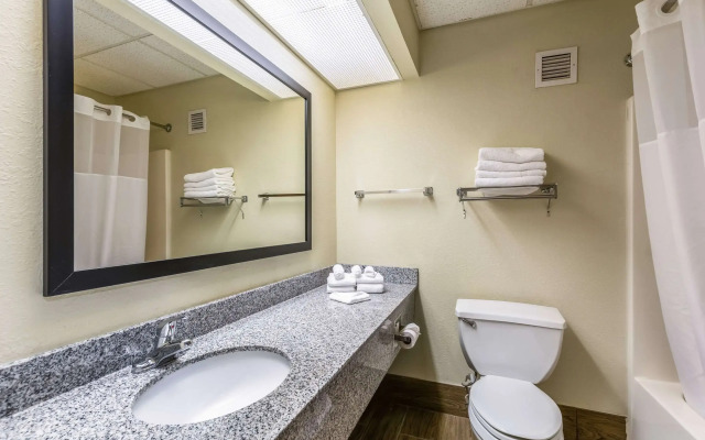 Quality Inn & Suites