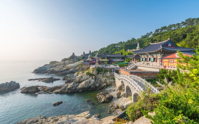 Haeundae With Guesthouse