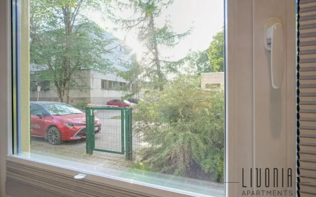 Bright studio with FREE PARKING and SELF CHECK-IN