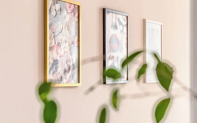 ARI - AFI Mall Luxurious Apartments