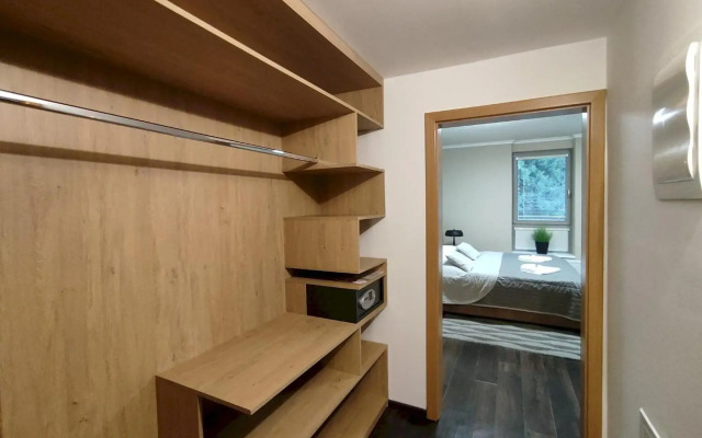 Útulné studio s balkónem