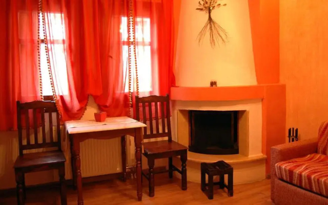 Archontiko Mesohori Suites & Apartments