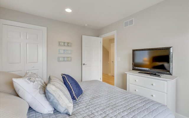 220 Oceanview Parkway by Long & Foster