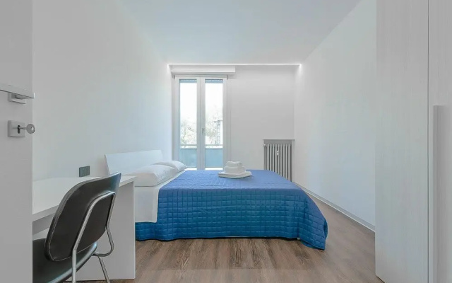 8 Bedroom Apartment in Reggio Emilia Center