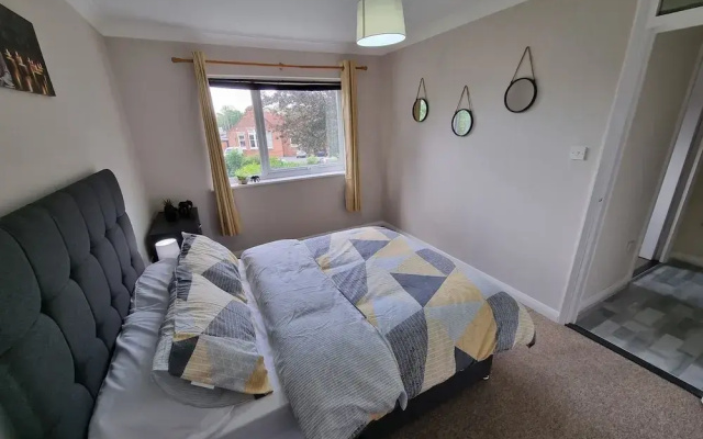 360 Serviced Accommodations - Swan Path Retreat - 2 Bedroom Apartment
