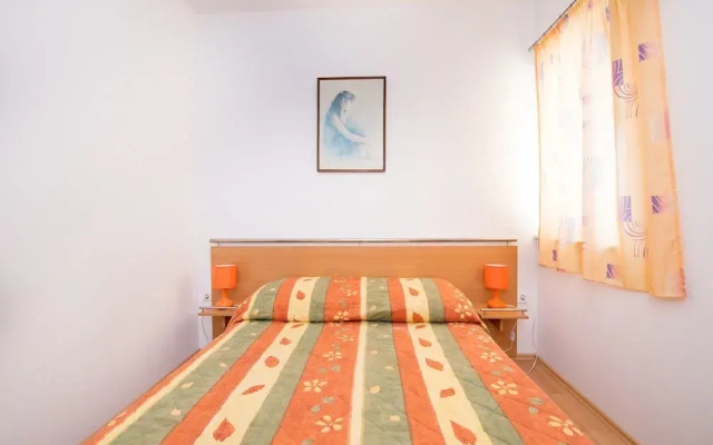 Apartments Jela